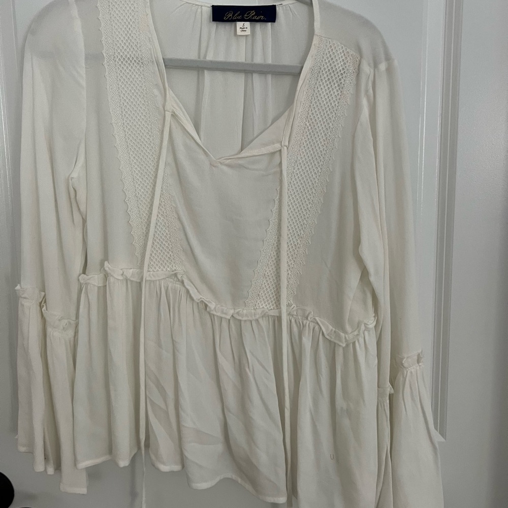 S white blouse